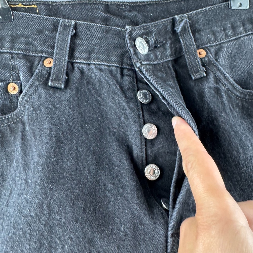 Levis Jeans Mens 33 (Fits 31x26) Black 501 Straight Leg Button Fly Y2K 2000s - Picture 7 of 16